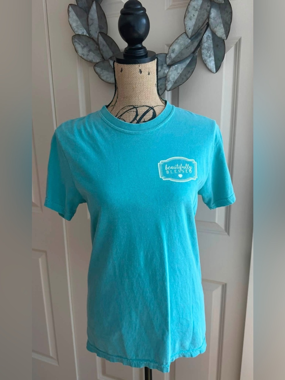 984: Comfort Colors Bright Teal Faith Short-Sleeve Graphic Tee - Small